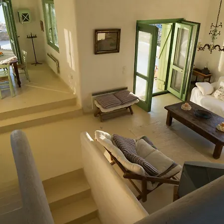 Juno In Kea Villa *